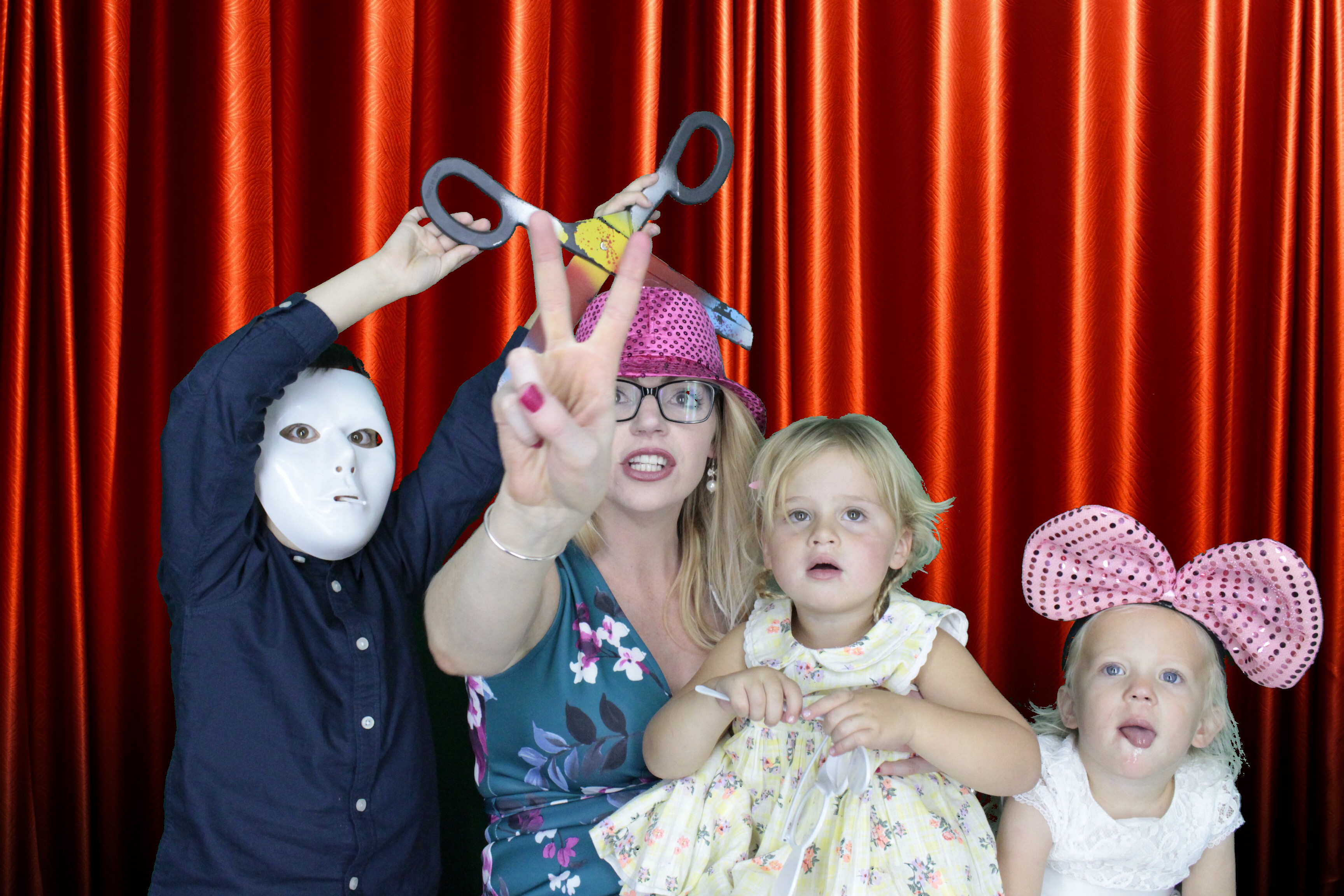Katie and Jons Wedding | View more photos from the event at gallery.myphotoboothexperience.co.uk/u/MyPhotoBoothExperienceLtd/Katie-and-Jons-Wedding